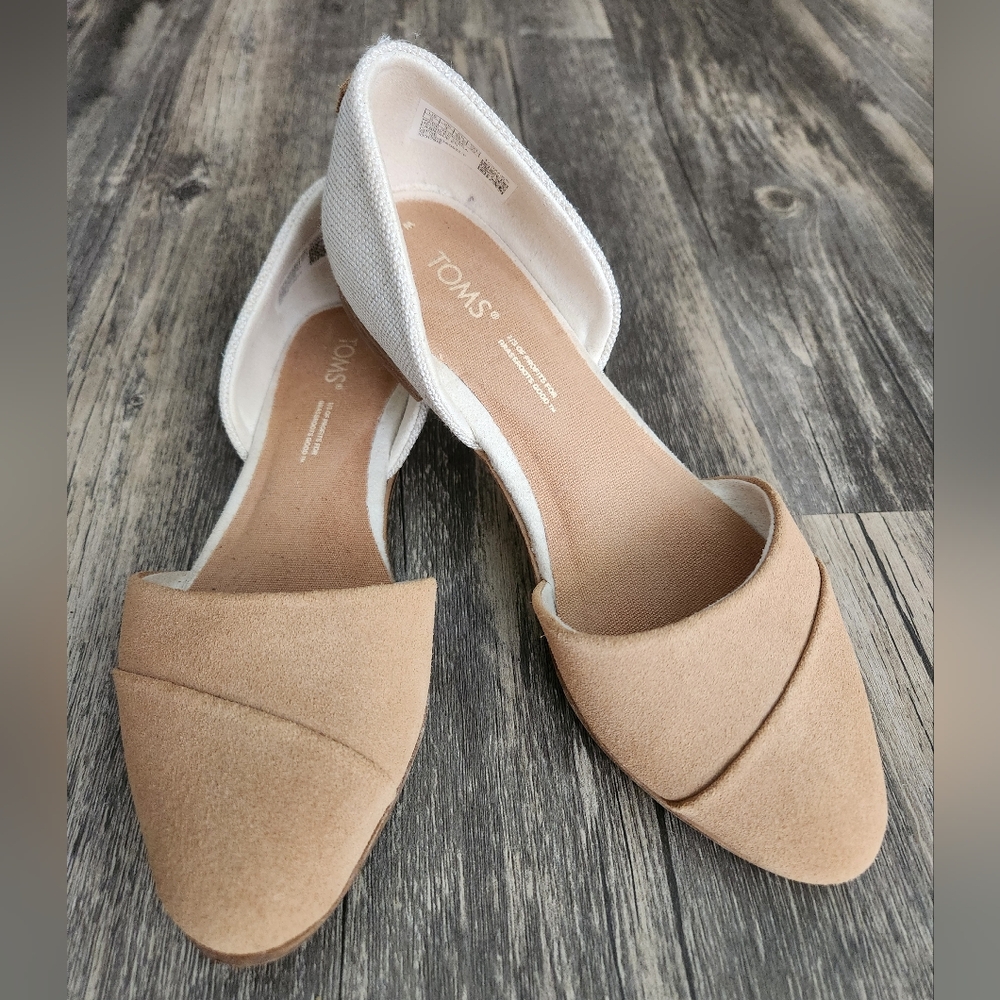 Toms Jutti D'Orsay Yarn Tan White Beige Flats Size 5
